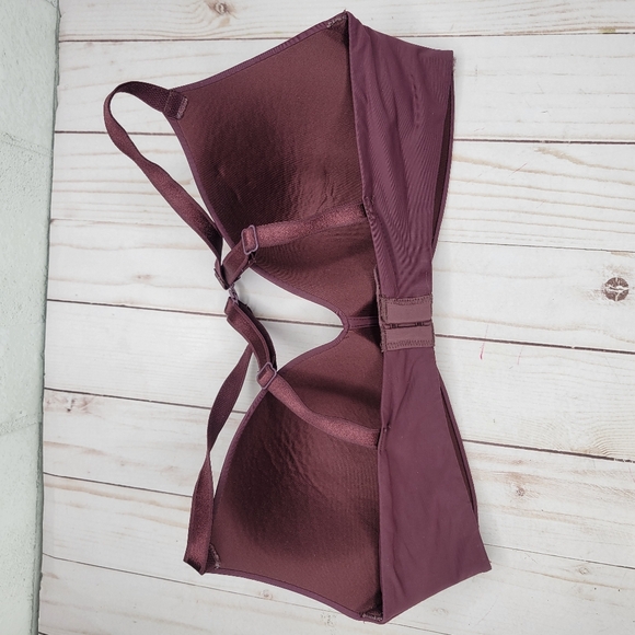 Auden Seamless Burgundy Bra - Picture 2 of 3